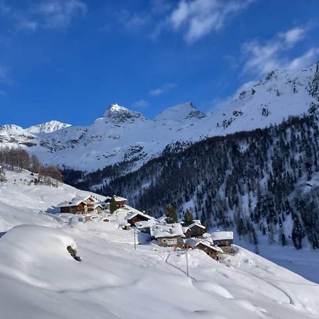 L' Aroula Rooms&Restaurant Champoluc Extérieur photo