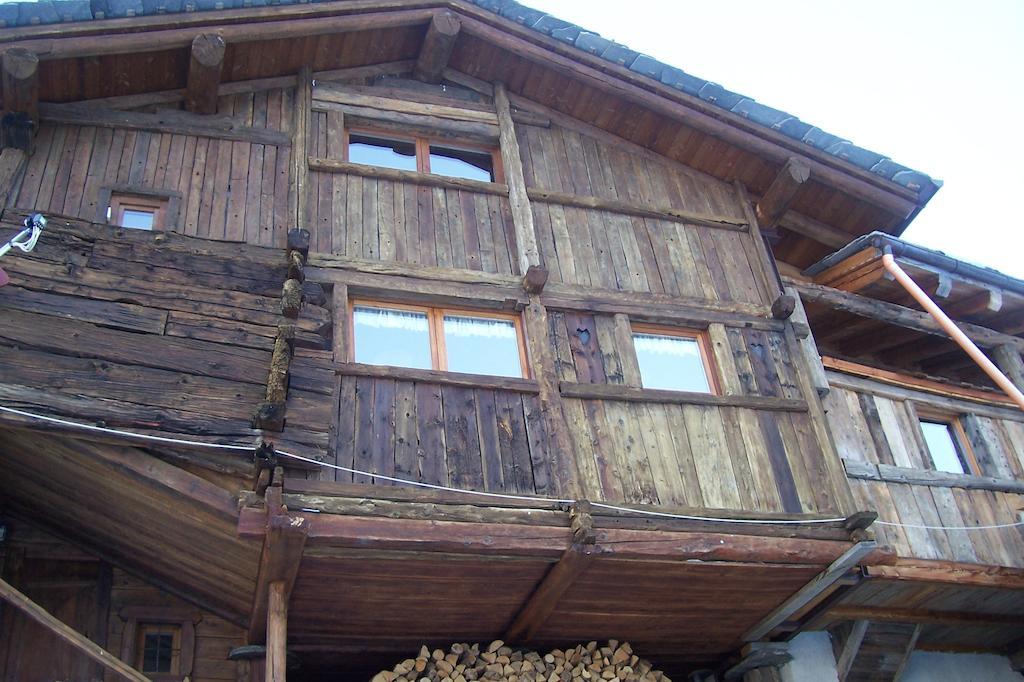 L' Aroula Rooms&Restaurant Champoluc Extérieur photo